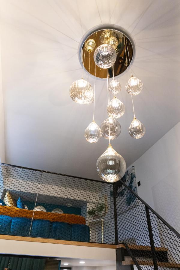 Apartment Golden In Center By Easyrentals