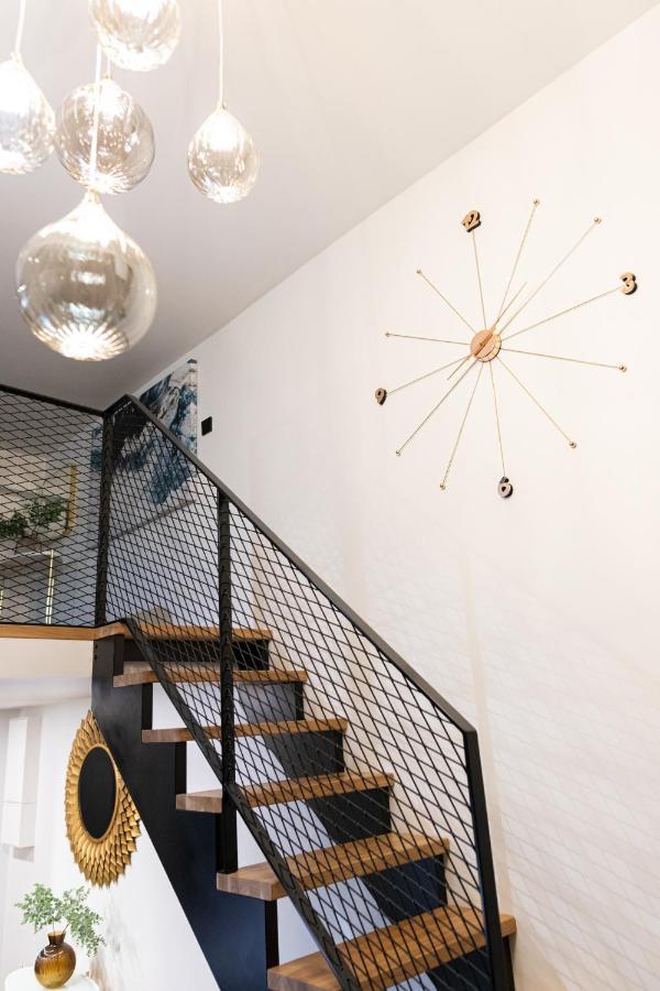 Apartment Golden In Center By Easyrentals *