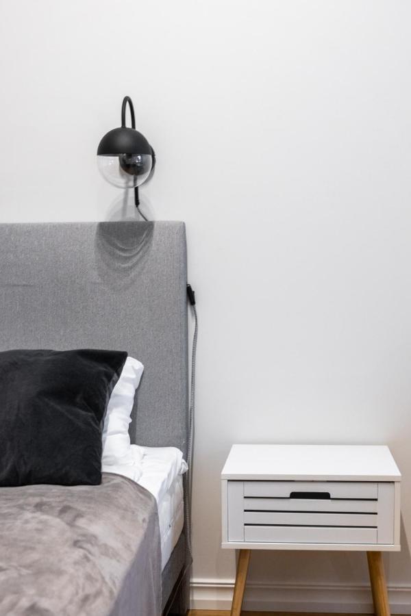 Golden In Center By Easyrentals Tartu