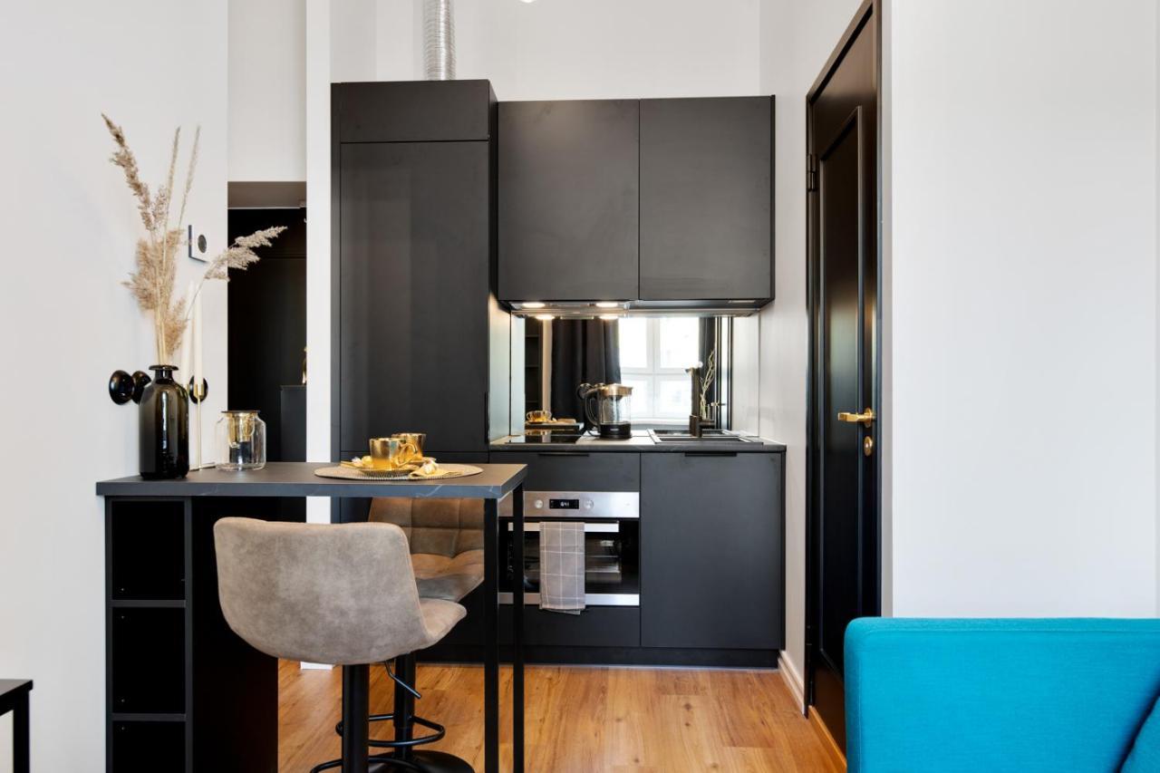 Golden In Center By Easyrentals Apartment