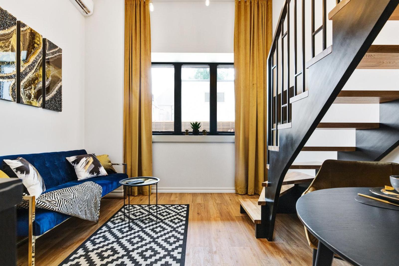 Golden In Center By Easyrentals Apartment